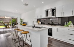 3 Merlynston Close, Dallas, Vic 3047
