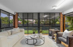 5 Tilia Street, Middle Park, Qld 4074
