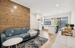 2/33 Nisbett Street, Reservoir, Vic 3073