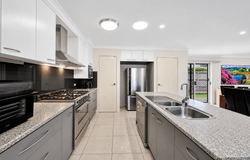 28 Coral Garden Drive, Kalkie, Qld 4670