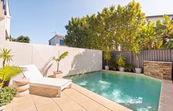 2/90 Leyte Avenue, Palm Beach, Qld 4221