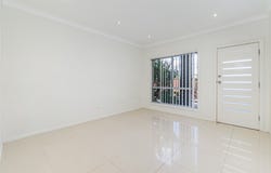 3/8 Holland Crescent, Casula, NSW 2170