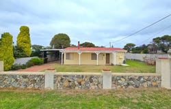 2 Flinders Street, Hopetoun, WA 6348