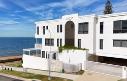 9/1 Queen Street, Scarborough, Qld 4020