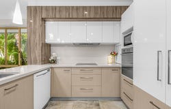 62 McPherson Road, Sinnamon Park, Qld 4073