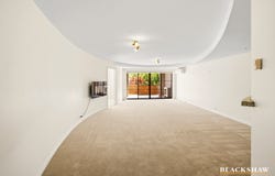 32/17 Eldridge Crescent, Garran, ACT 2605