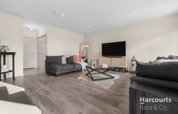 4/17-21 Cobaw Circuit, Caroline Springs, Vic 3023