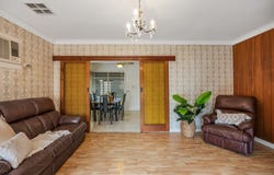 5 Lorraine Avenue, Para Vista, SA 5093