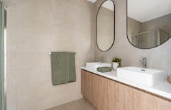 2/10 Mackillop Street, Craigieburn, Vic 3064
