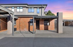 2/6 Karlovac Court, Bell Park, Vic 3215