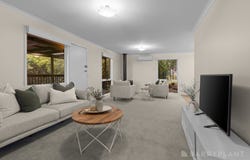 24 Kitchener Parade, Cockatoo, Vic 3781