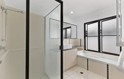 8 Rankin Court, Armstrong Beach, Qld 4737