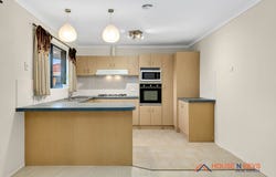 11 CHATHAM CLOSE, Cranbourne East, Vic 3977