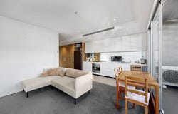 102/76 Keilor Road, Essendon North, Vic 3041