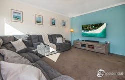 1 Radonich Way, Lake Coogee, WA 6166