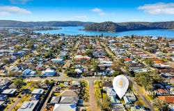 8 Nelson Street, Umina Beach, NSW 2257