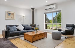 74 Woodvale Crescent, Lancefield, Vic 3435