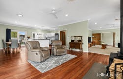 14 Stephen Street, Campbells Creek, Vic 3451