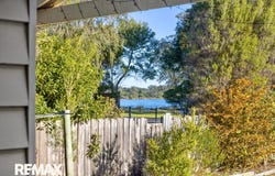 13 Jetty Road, Lakes Entrance, Vic 3909