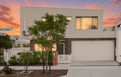 3 Volcanic Road, Treeby, WA 6164