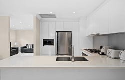 31 Glenelg Court, Wattle Grove, NSW 2173