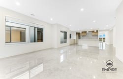119 Yeungroon Blvd, Clyde North, Vic 3978