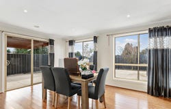 38 Kanmore Crescent, Hillside, Vic 3037