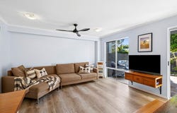 25/18 Lake Weyba Drive, Noosaville, Qld 4566