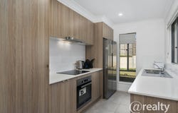 15 Ngungun Crescent, Glass House Mountains, Qld 4518