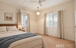 19 Dorothy Street, Silkstone, Qld 4304