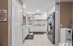 3 Aronia Court, Regents Park, Qld 4118