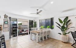 42 Vista Crescent, Pimpama, Qld 4209