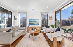 2/30 Elizabeth Street, Oakleigh East, Vic 3166