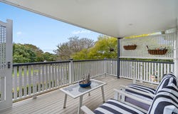 1 Marvin Street, Eastern Heights, Qld 4305
