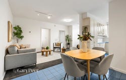 4/30 Mona Place, South Yarra, Vic 3141