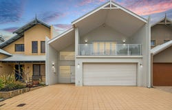4/2 Robertson Rd, Ledge Point, WA 6043