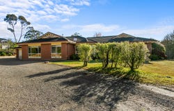 4  Roberts Road, Churchill, Vic 3842