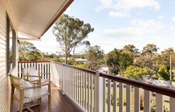 23 Normanton Street, Stafford Heights, Qld 4053