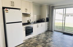17 Cairns Crescent, Riverton, SA 5412