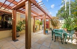 100 Edmondstone Street, Newmarket, Qld 4051