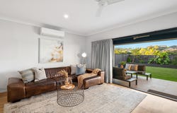32 Lincoln Crescent, Upper Kedron, Qld 4055