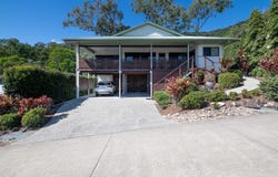5 Yachtsmans Parade, Cannonvale, Qld 4802