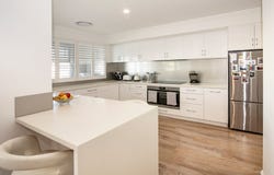10 Burgee Cove, Geographe, WA 6280