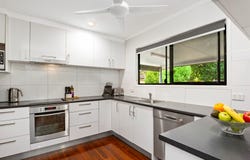 14 Gordon Road, Ferny Hills, Qld 4055