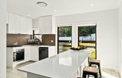 15 Yuroka Crescent, St Georges Basin, NSW 2540