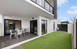 18/200 John Gorton Drive, Coombs, ACT 2611