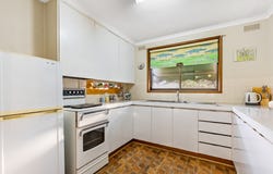 10 Ridgeway Crescent, Kennington, Vic 3550