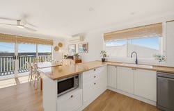 9 Binalong Crescent, Coomba Park, NSW 2428