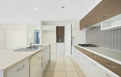 7 Caper White Court, Kallangur, Qld 4503