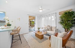 6 Platypus Close, Riverhills, Qld 4074